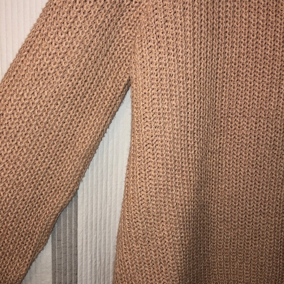 Plunge Collard Neck Sweater Top - Picture 4 of 7